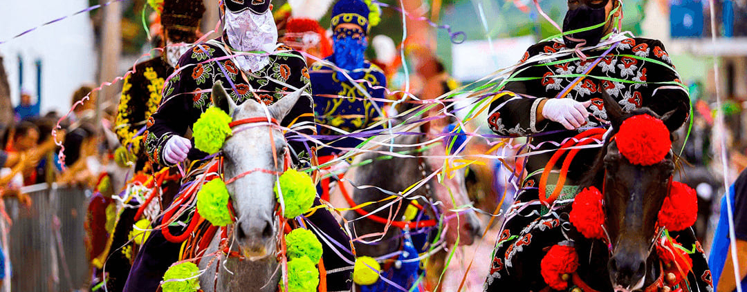 Carnaval a Cavalo em Bonfim/MG - uma tradição desde 1840